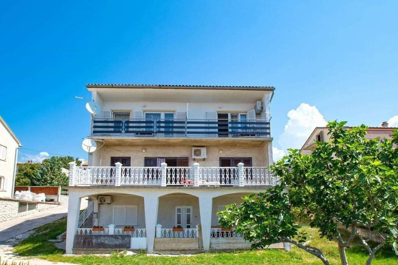 Apartment Pemper Novi Vinodolski Oda fotoğraf